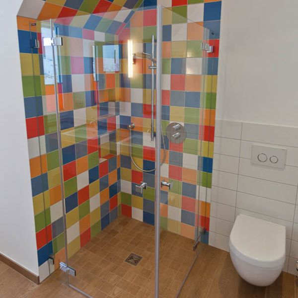 BUSCH FLIESEN Kinder-Bade-Zimmer, Fliesenleger Siegen, Fliesenleger Bad Berleburg, Fliesenleger Hilchenbach