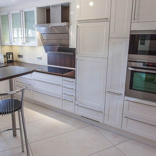 BUSCH FLIESEN: Schöner Wohnen mit Fliesen von Ihrem Fliesenleger in Siegen, Fliesenleger Bad Berleburg, Fliesenleger Hilchenbach