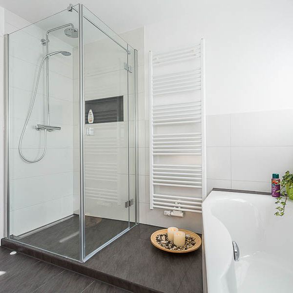 BUSCH FLIESEN - Privat-Bad, Fliesenleger Siegen, Fliesenleger Bad Berleburg, Fliesenleger Hilchenbach