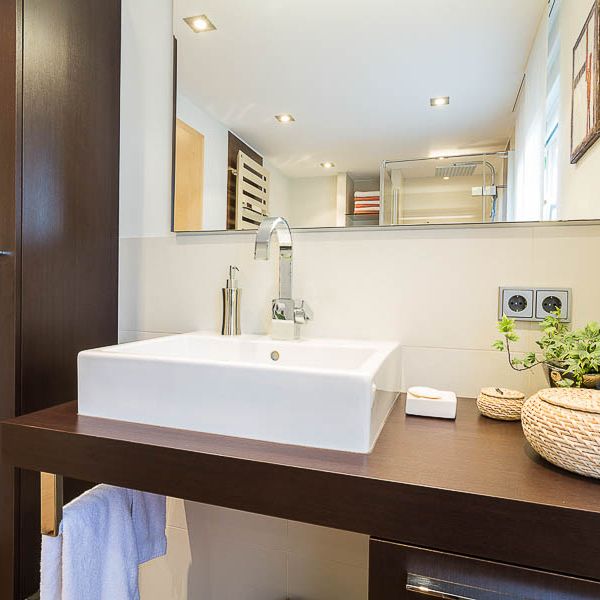 BUSCH FLIESEN - Privat-Bad, Fliesenleger Siegen, Fliesenleger Bad Berleburg, Fliesenleger Hilchenbach